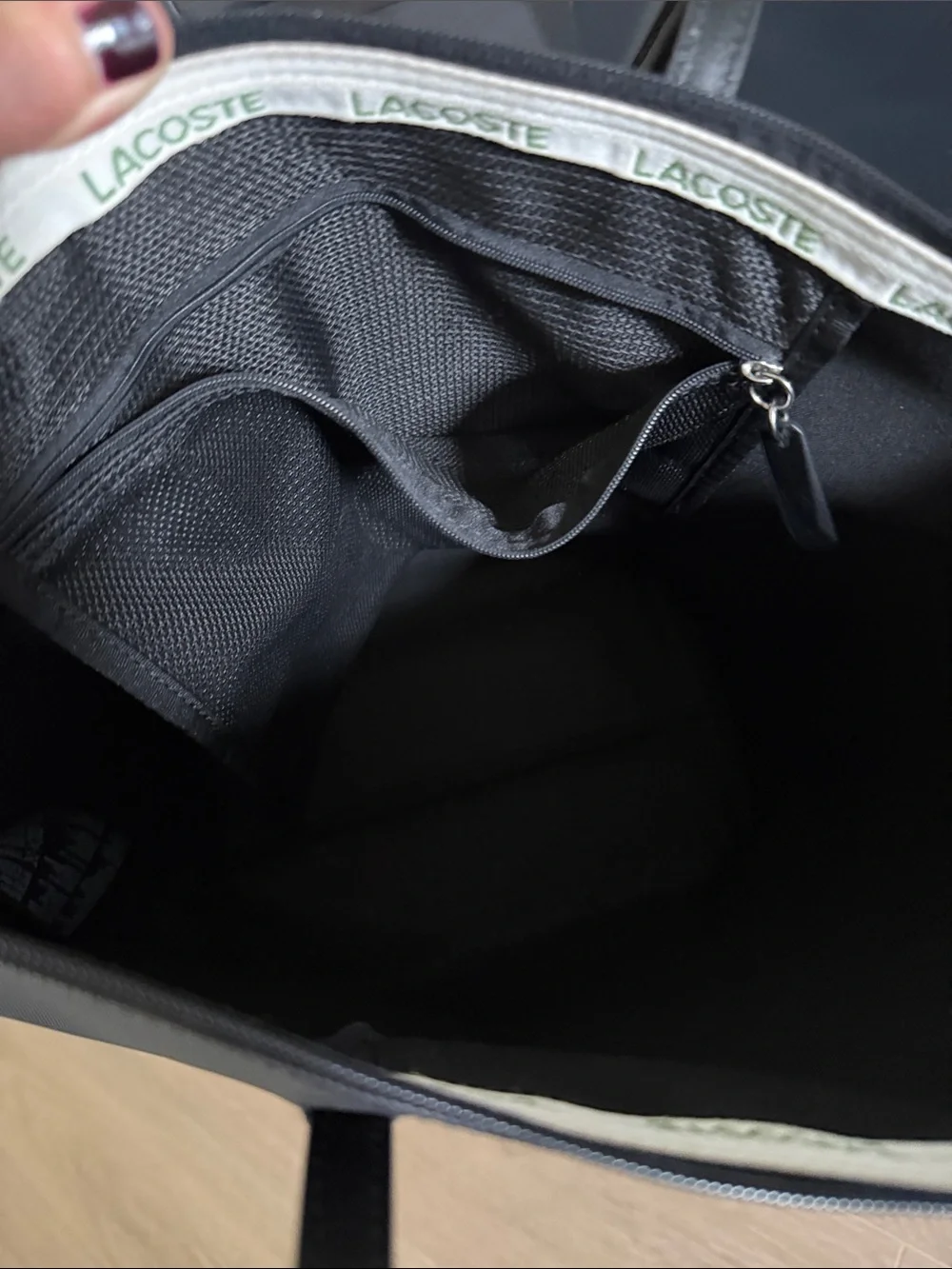 Lacoste L.12.12 Concept Vertical Tote - Black - Picture 10 of 11